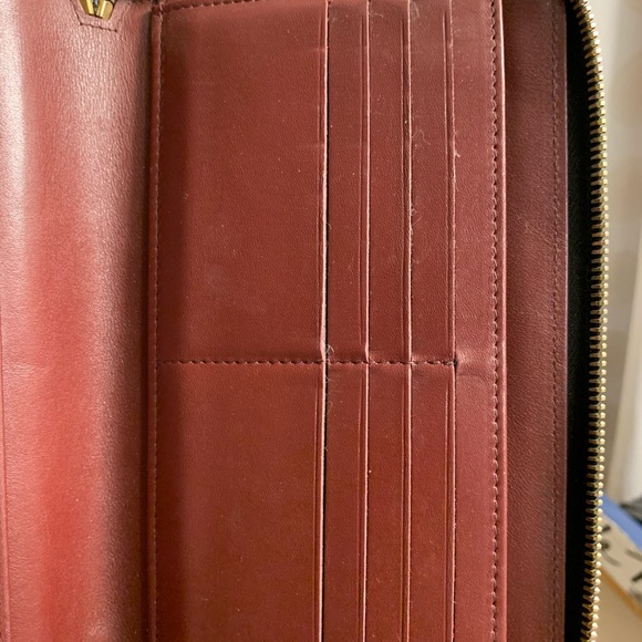 🔴SOLD🔴 Chanel wallet - Picture 5 of 8